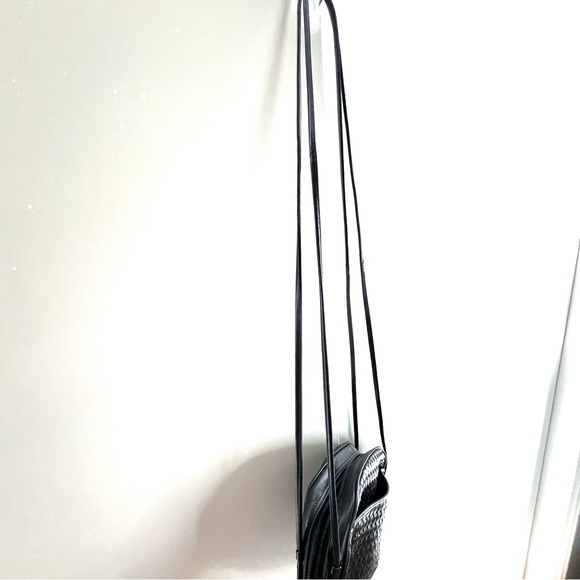 Ganson/Black/ShoulderbagWeave/Double Strap/Zipper Closure/Vintage/Hong Kong - Picture 15 of 15